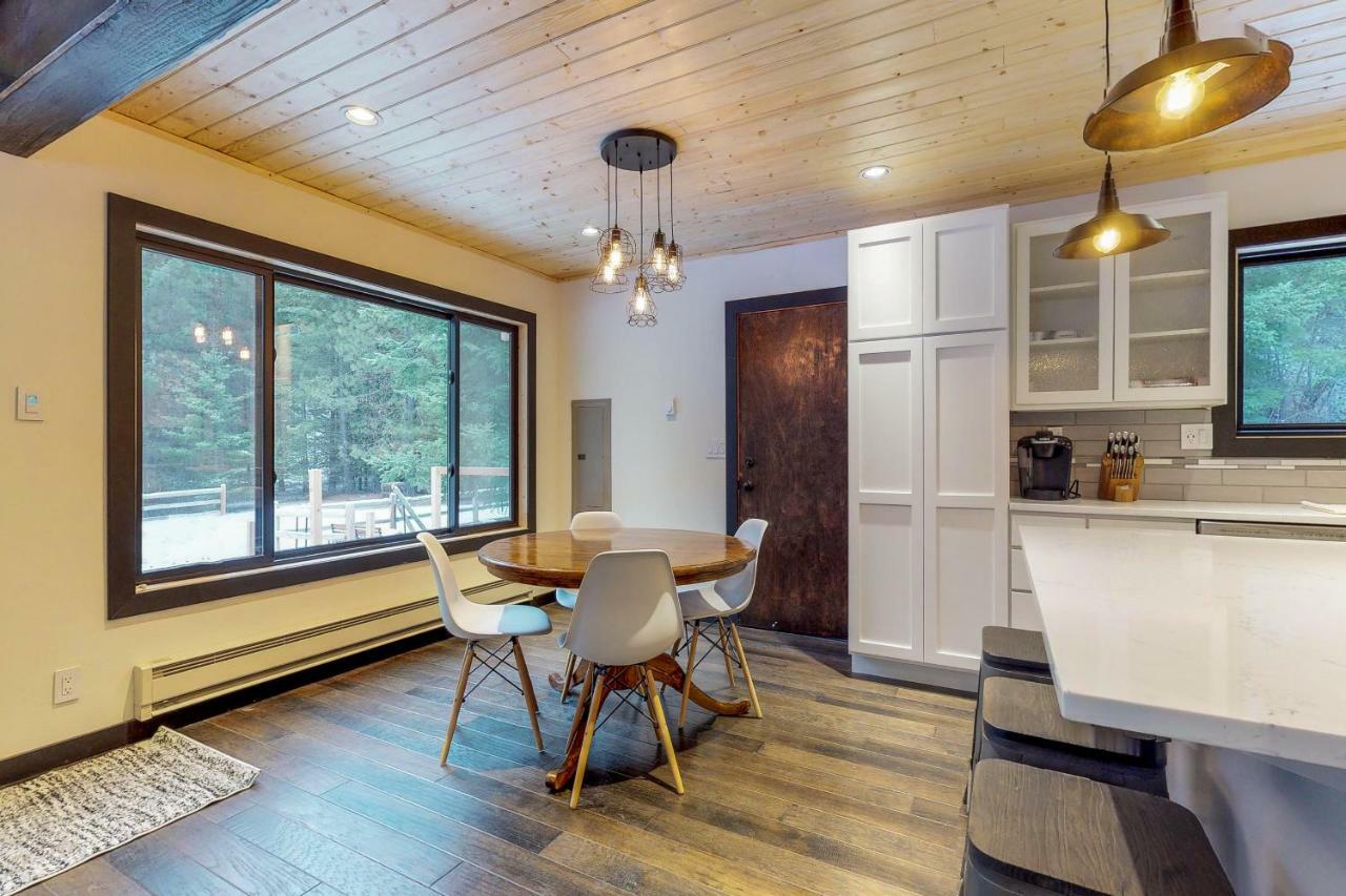 Creekside Cabin Nelson Exterior photo